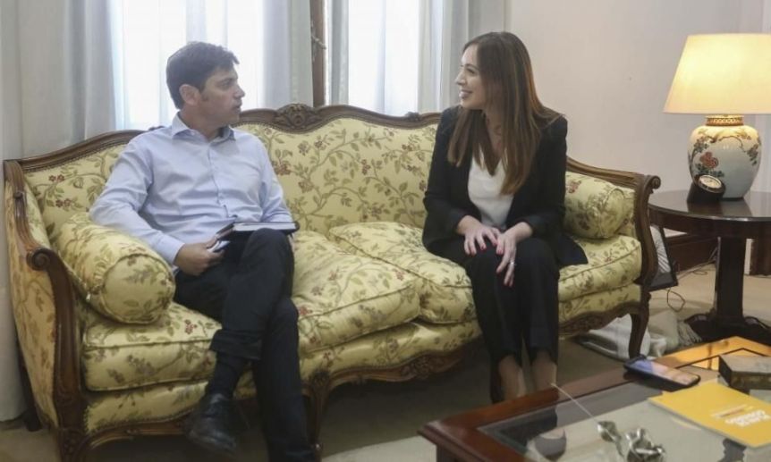 Riña de imágenes: una encuesta muestra a Kicillof por debajo de María Eugenia Vidal