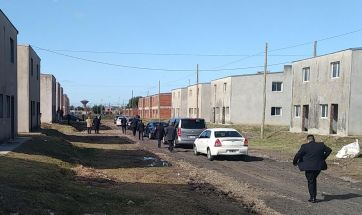 Primeros discursos en Ensenada: Crítica a la gestión de Cambiemos y pedido de unidad