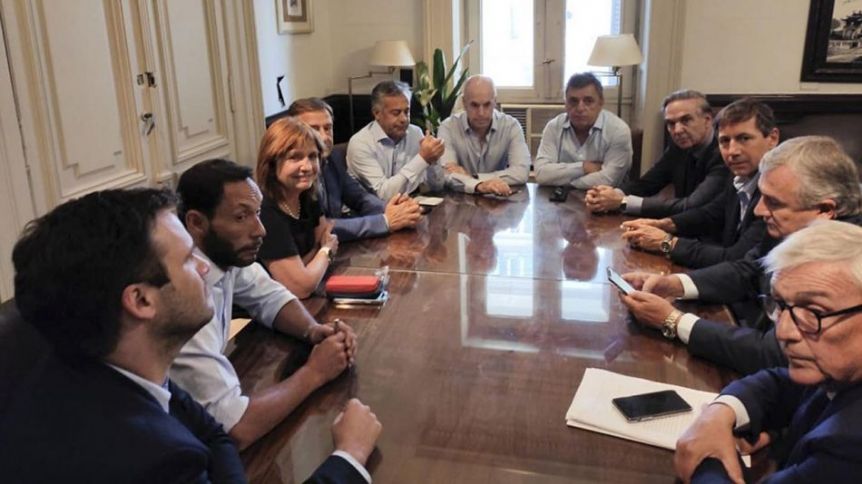 Reunión cumbre para la postergación de las PASO, mientras arde la interna de JxC