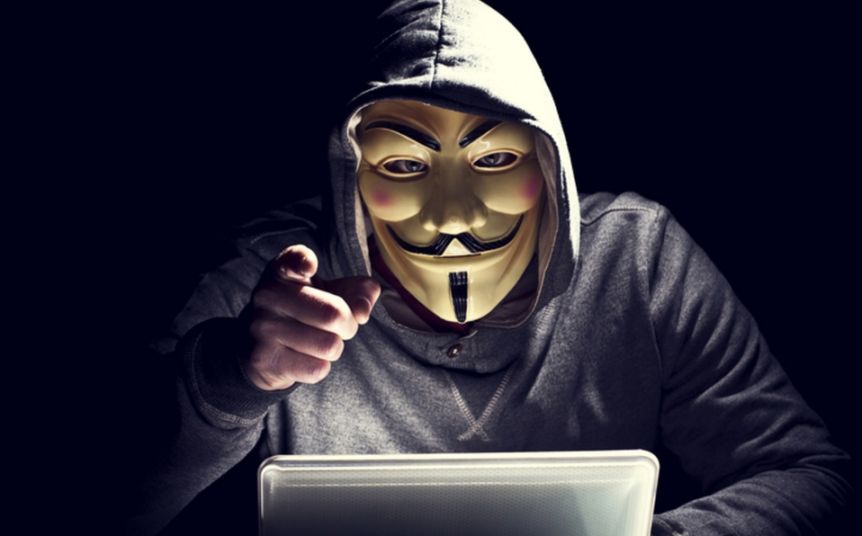 Perfil trucho de Facebook mantiene en vilo a la ciudad: el intendente juró desenmascararlo