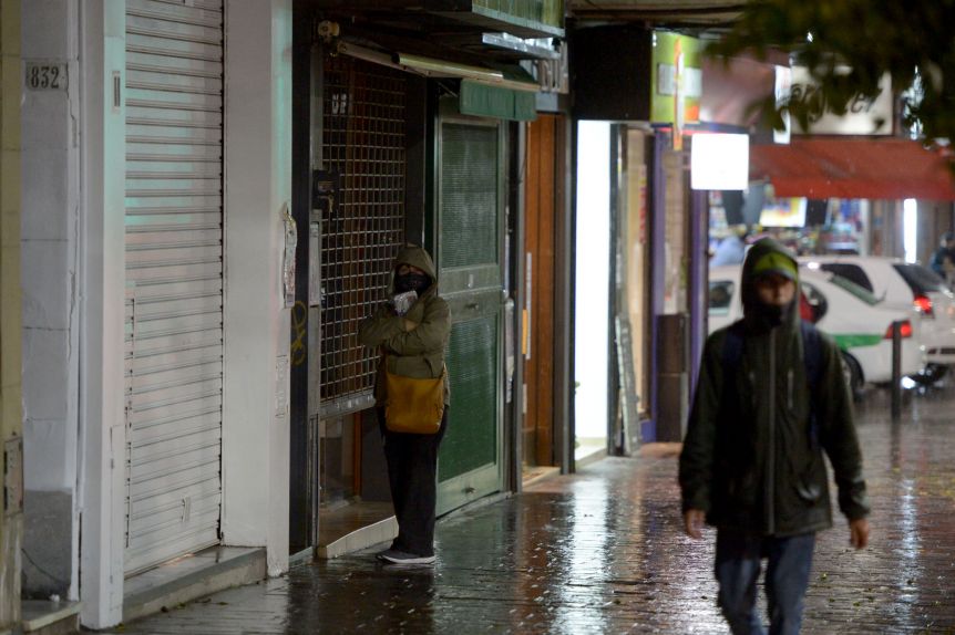 Ya rige el DNU: quiénes pueden circular y en qué casos