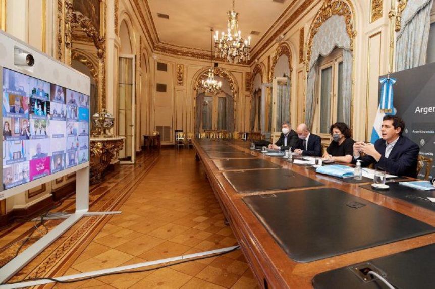 Ritmo de vacunación y llegada de nuevas dosis, temas analizados por De Pedro, Vizzotti y los gobernadores