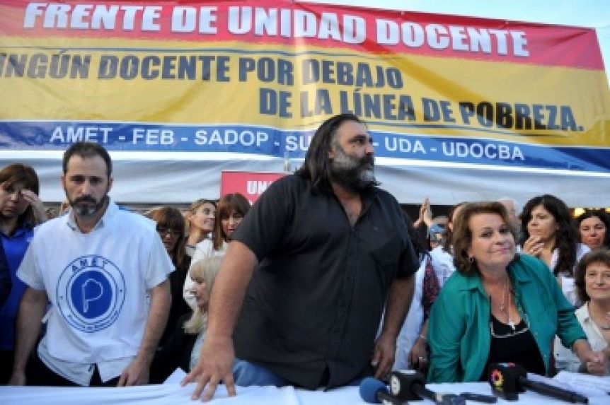 Gremios docentes piden la reapertura de paritarias