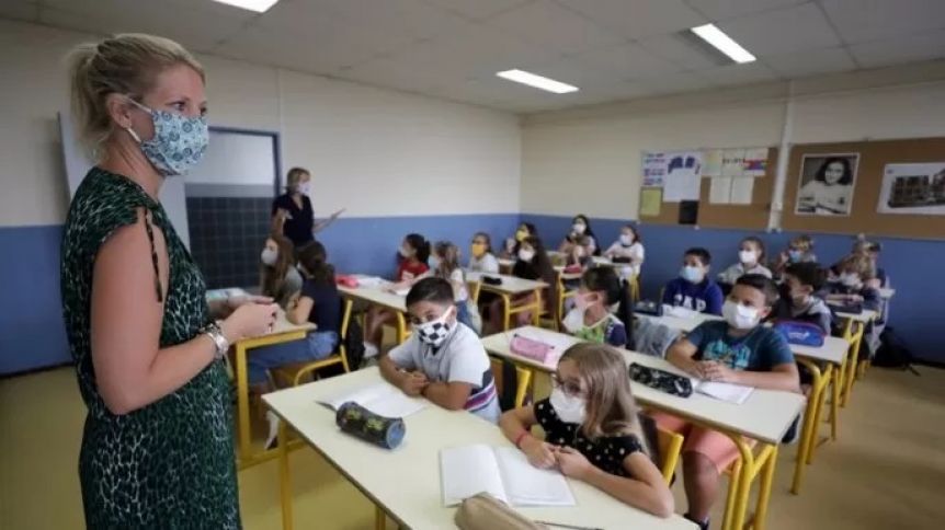 Provincia fijó las condiciones para el retorno a las aulas en el Área Metropolitana