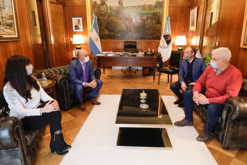 El massismo le birla alfiles a Randazzo en su propio territorio