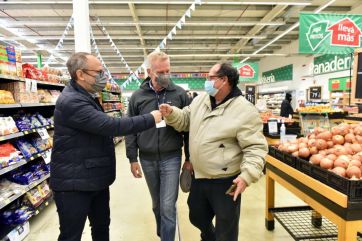 En medio del año electoral, reapareció De Narváez junto con Valenzuela
