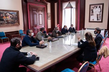 La UCR pone primera, calienta la interna y prepara el lanzamiento de Manes