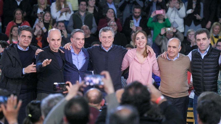 Encuesta: en un final cabeza a cabeza, Juntos por el Cambio se impondría en las legislativas