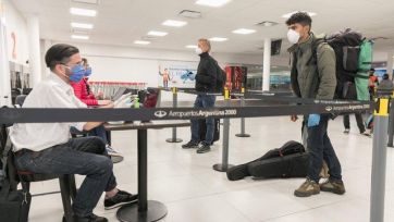 Varados en el exterior: cómo son las repatriaciones por excepción que autoriza el gobierno