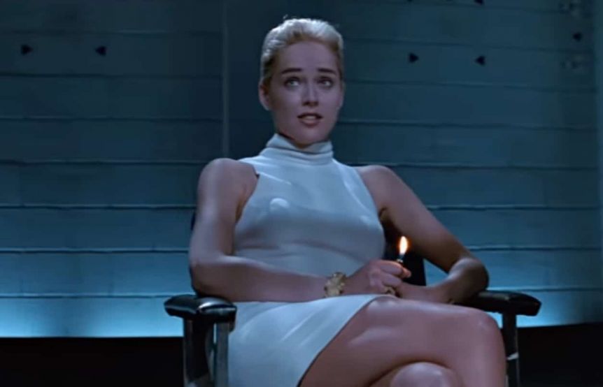 El director de “Bajos instintos” desmintió los dichos de Sharon Stone