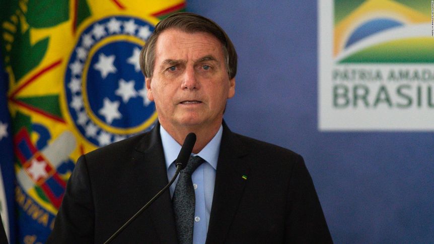Jair Bolsonaro continúa internado y podría ser operado