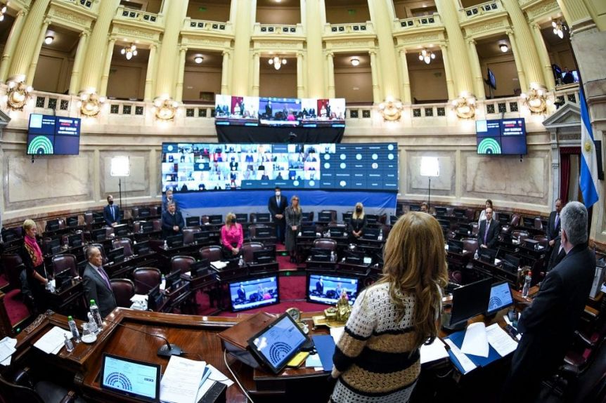 El Senado aprobó tres decretos sobre la ampliación del plan de vacunas y medidas contra el covid