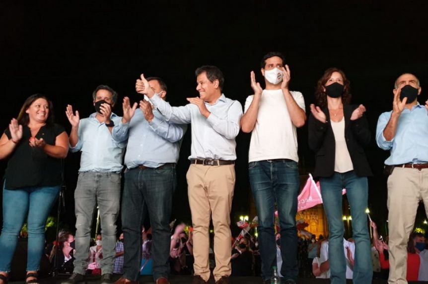 Sigue la interna en Juntos: Radicales en municipios del PRO piden PASO