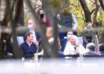Con líneas discursivas distintas la cúpula del Pro acompañó el  lanzamiento de Santilli