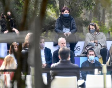 Con líneas discursivas distintas la cúpula del Pro acompañó el  lanzamiento de Santilli