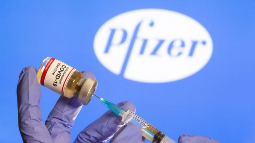 Tras la polémica, se llegó a un acuerdo con Pfizer para comprar 20 millones de vacunas