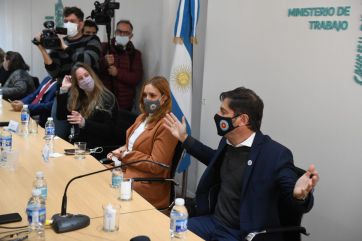 Tras el fuerte reclamo docente, Kicillof se puso al frente de la paritaria y habría acuerdo