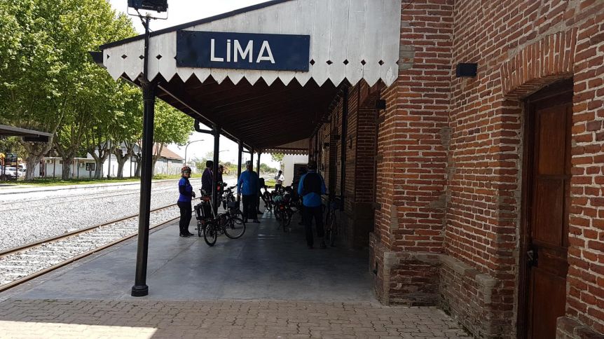Con el proyecto de autonomía cajoneado, Lima presiona para ser