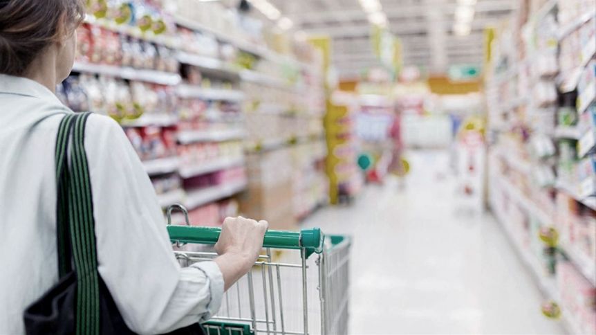 La inflación de agosto sería menor del 3%, pero rondaría el 50% a fin de 2021