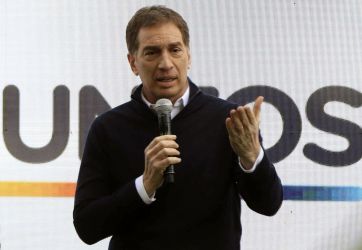 Santilli cruzó a Máximo Kirchner tras acusarlo de 
