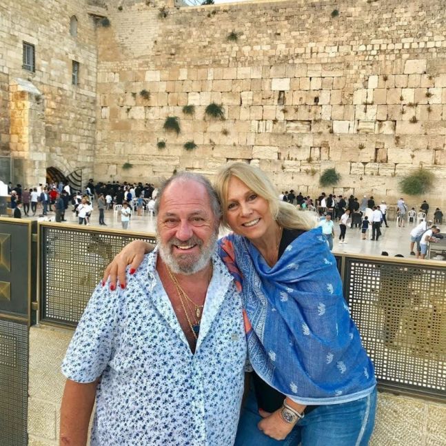 Ana Roselfend aseguró que la salud de su marido está complicada