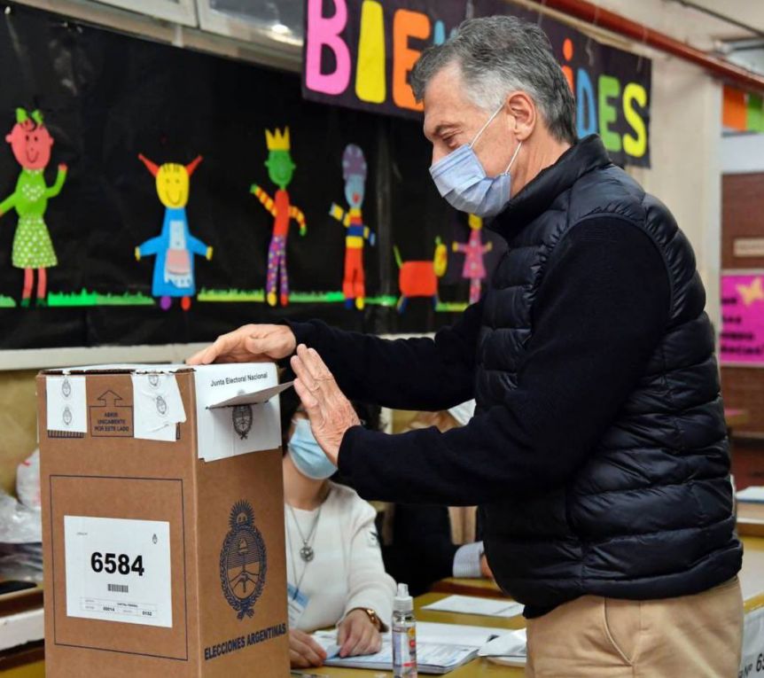 Investigarán por qué la faja de las urnas donde votaron Alberto y Macri estaban rotas
