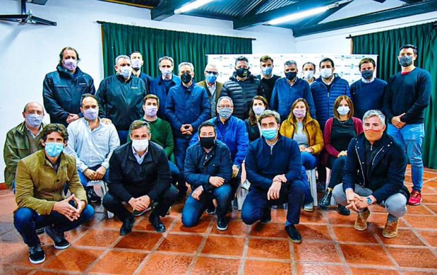 Efecto post PASO: Kicillof se reunirá con los intendentes de la Primera