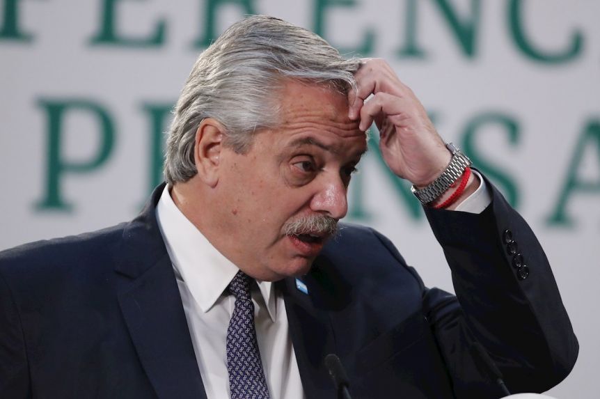 Alberto intenta surfear la crisis y viaja a La Rioja a reunirse con gobernadores peronistas