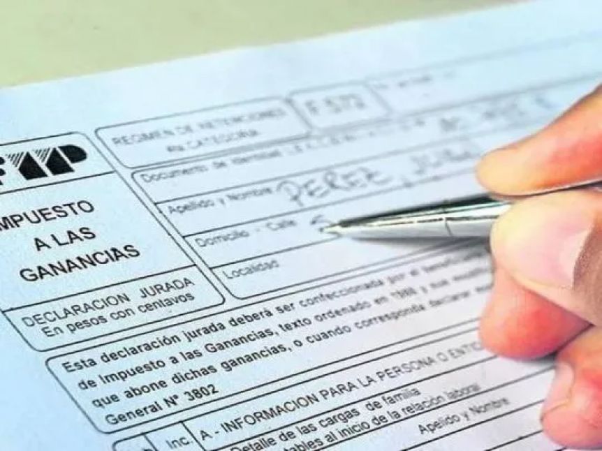 El Gobierno subió el piso para pagar el Impuesto a las Ganancias: será de $175.000