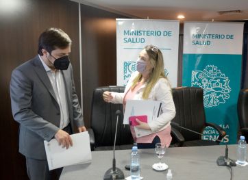 Provincia busca impulsar la fabricación de medicamentos con participación privada