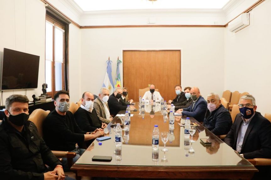 En busca de avanzar con obras, los intendentes de la Segunda se reunieron con Insaurralde