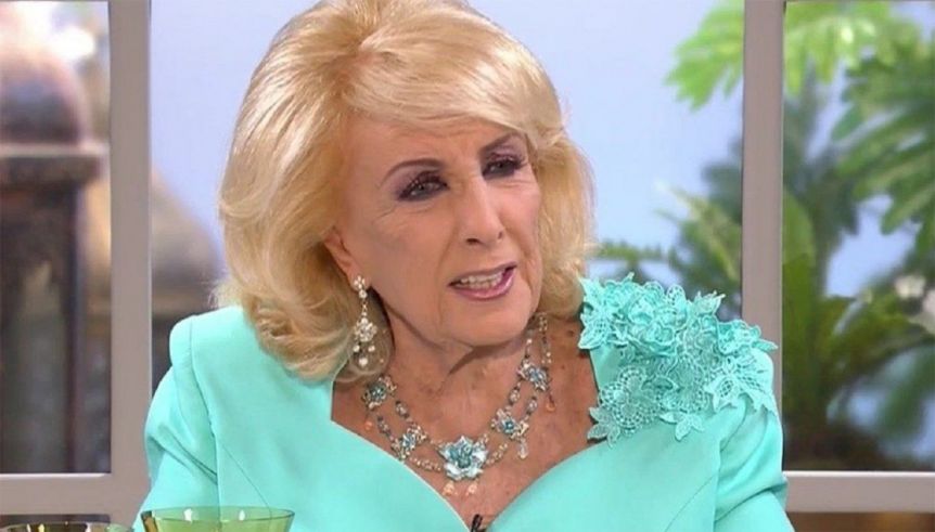 Investigan quién filtró una supuesta foto de Mirtha internada