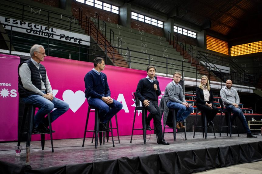 Con la ilusión de la mayoría, Kicillof vuelve a la Séptima
