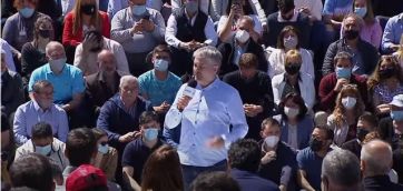 Juntos puso primera y con sus principales referentes relanzó su campaña