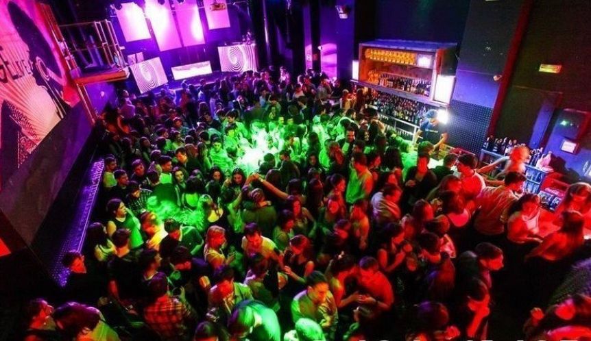 Una joven denunció que la echaron de un boliche por tener sobrepeso
