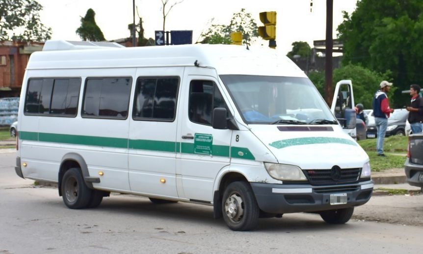 Micros no, combis sí: municipio UCR busca recuperar el transporte de pasajeros