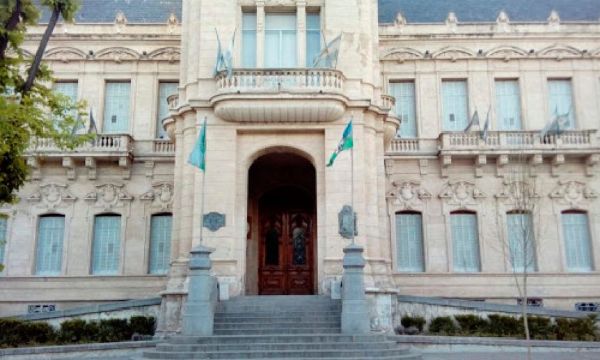 Amenaza de bomba obligó a desalojar palacio municipal