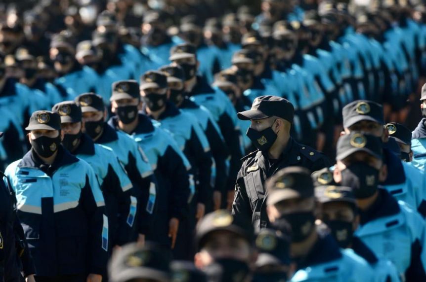 Berni convocó a policías retirados para que vuelvan a las calles a patrullar