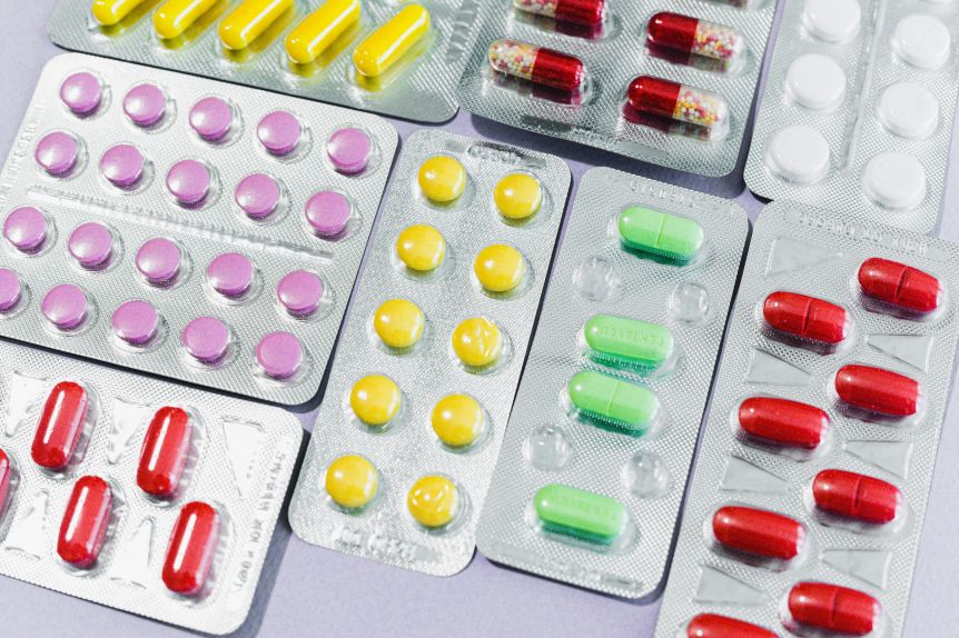 Medicamentos: laboratorios se le plantan al Gobierno y rechazan el control de precios