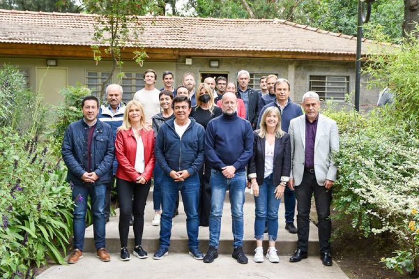 La Tercera peronista y Provincia se reunieron para “el puerta a puerta más grande de todos”