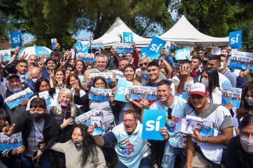 Operativo cercanía: Kicillof y Alberto se metieron en la campaña del oficialismo