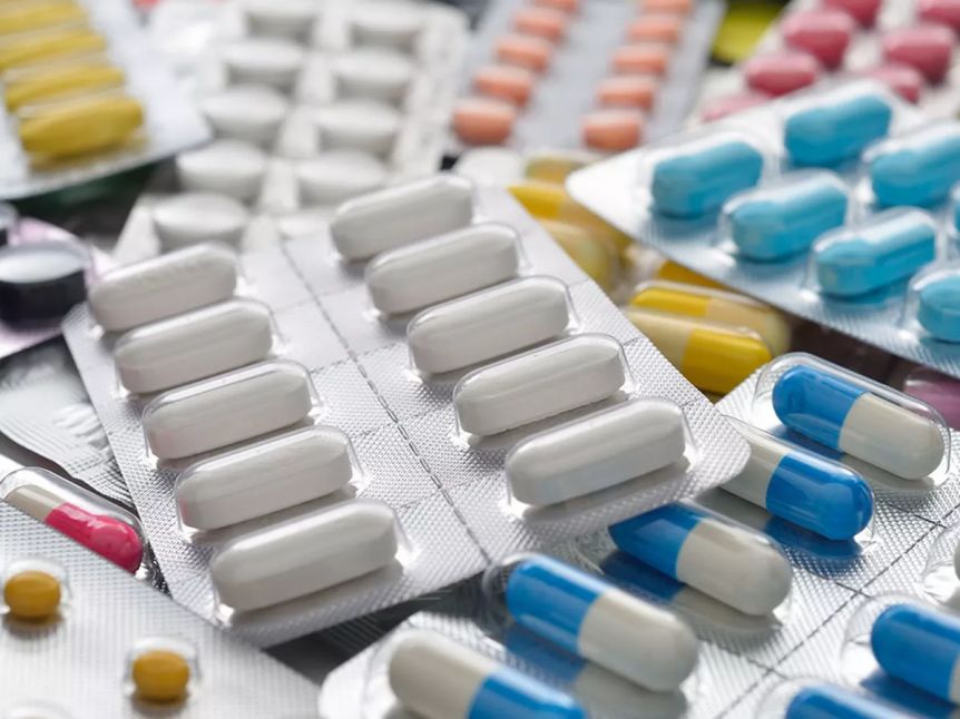 Laboratorios acordaron congelar precios de medicamentos