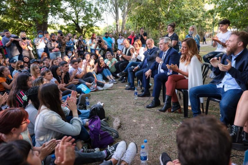Antes del cierre, Alberto volvió al Conurbano