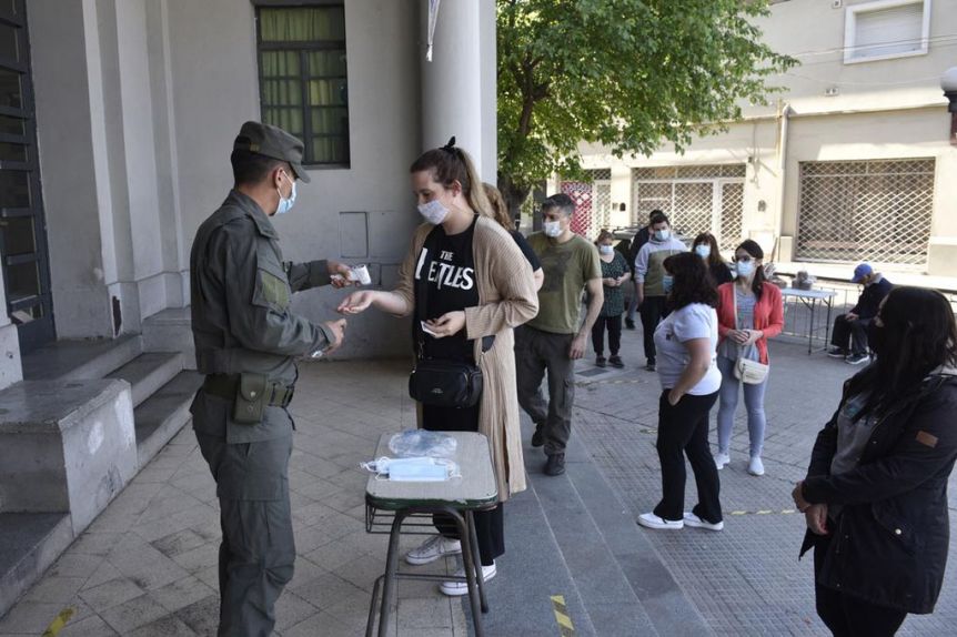 Cómo será el protocolo sanitario a la hora de votar y que cambios habrá para evitar demoras