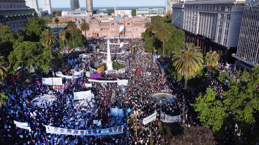 Tras la derrota, el FdT sale a medir fuerzas en la calle con un acto en Plaza de Mayo
