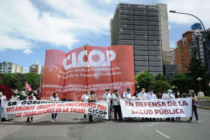 Médicos exigen apertura de paritarias con paro de 24 horas