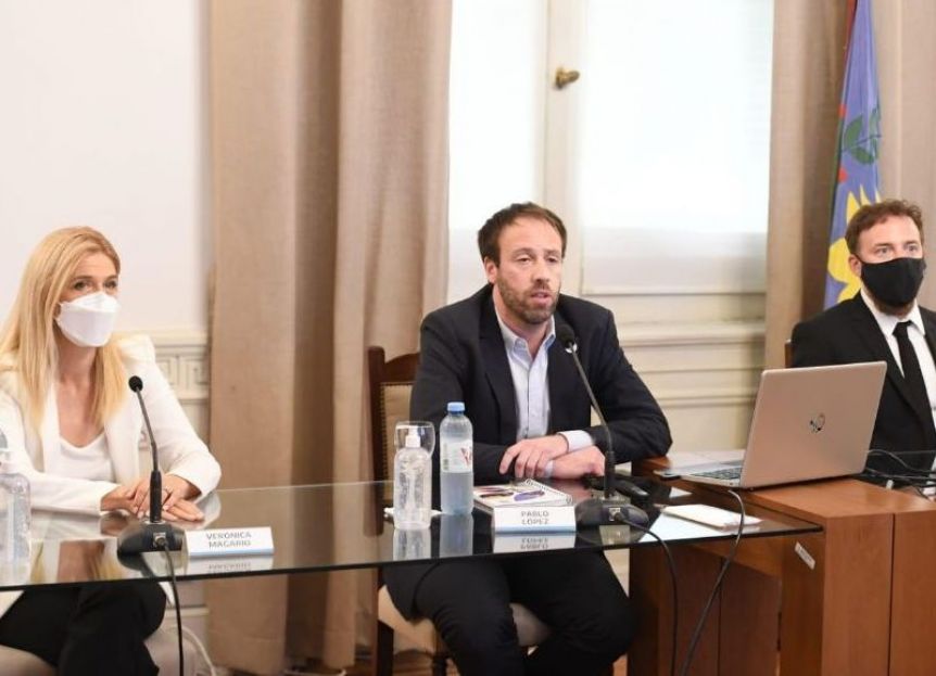 Presupuesto 2022: López cambia de planes, ¿Casualidad o cambio de agenda?