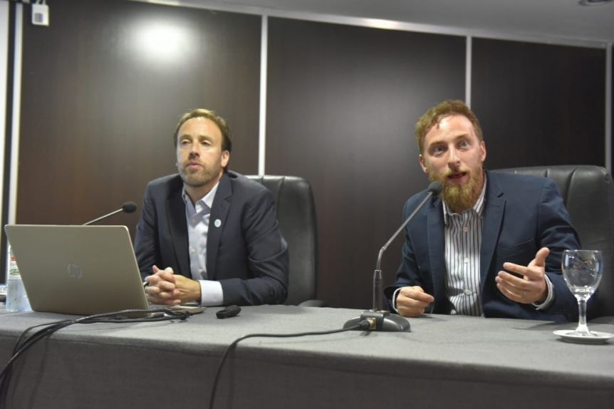 Otermín respaldó el Presupuesto 2022: