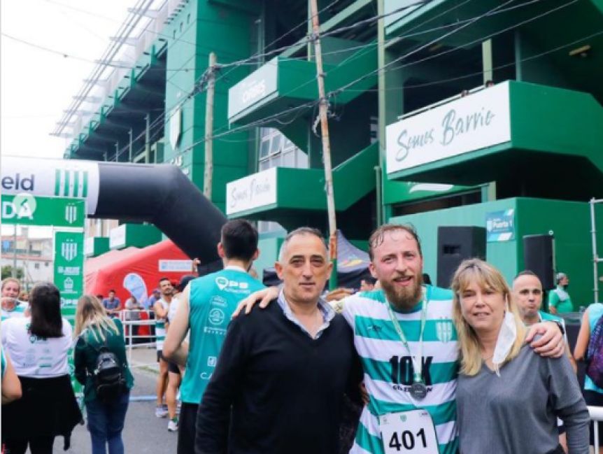 Diputado bonaerense se corrió todo en una maratón en el conurbano
