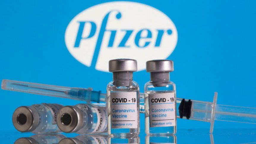 Pfizer confirmó que su vacuna protege contra la variante Ómicron